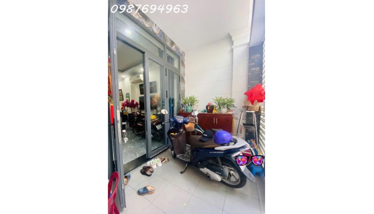 QUẬN 7, TÂN MỸ - GẦN CẦU TÂN THUẬN - 1 BƯỚC QUA Q1 4, 2 PHÚT QUA PHÚ MỸ HƯNG - NHÀ ĐẸP Ở LIỀN - GẦN 8T CHÚT
